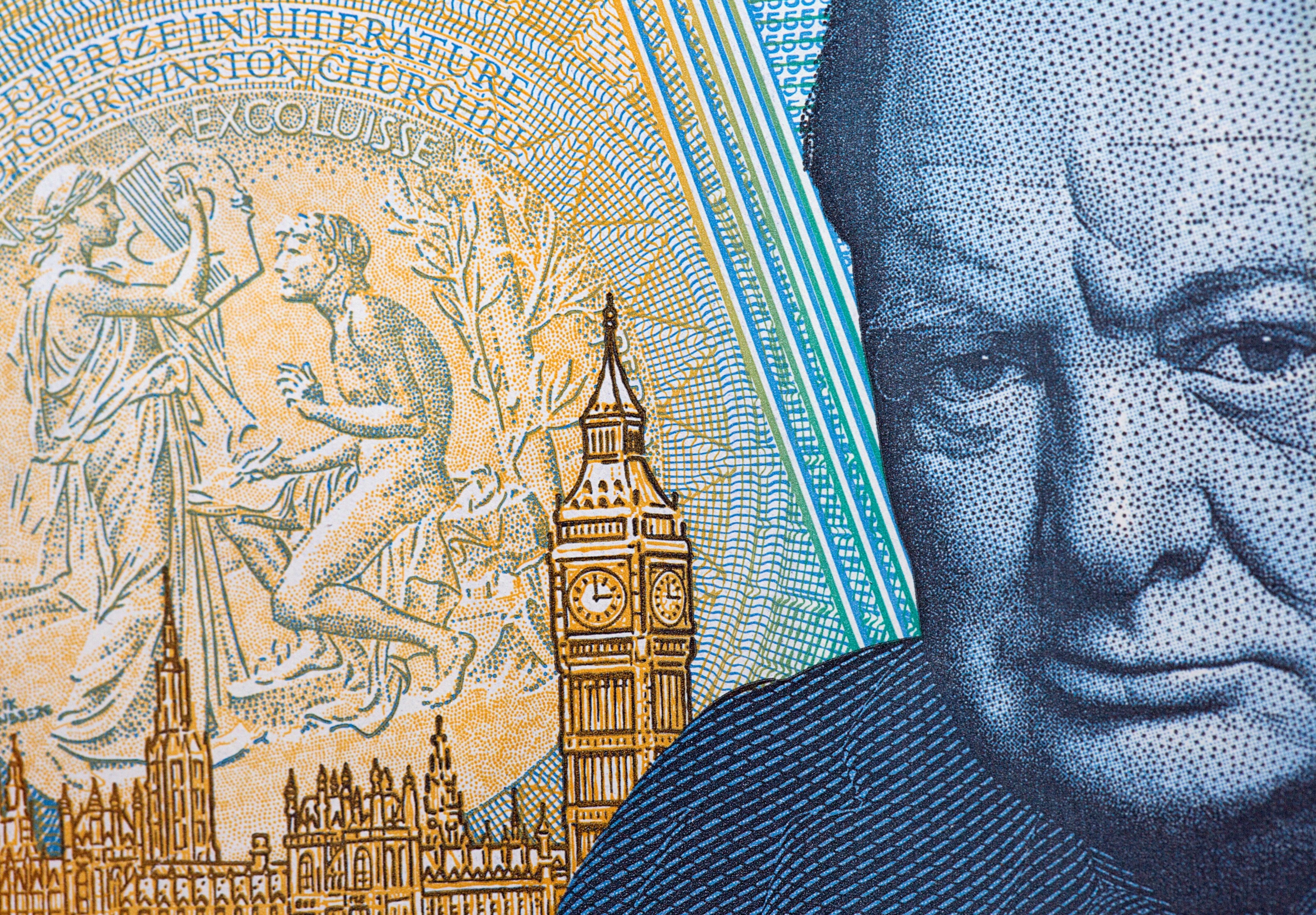 UK inflation falls unexpectedly to 2.6%
