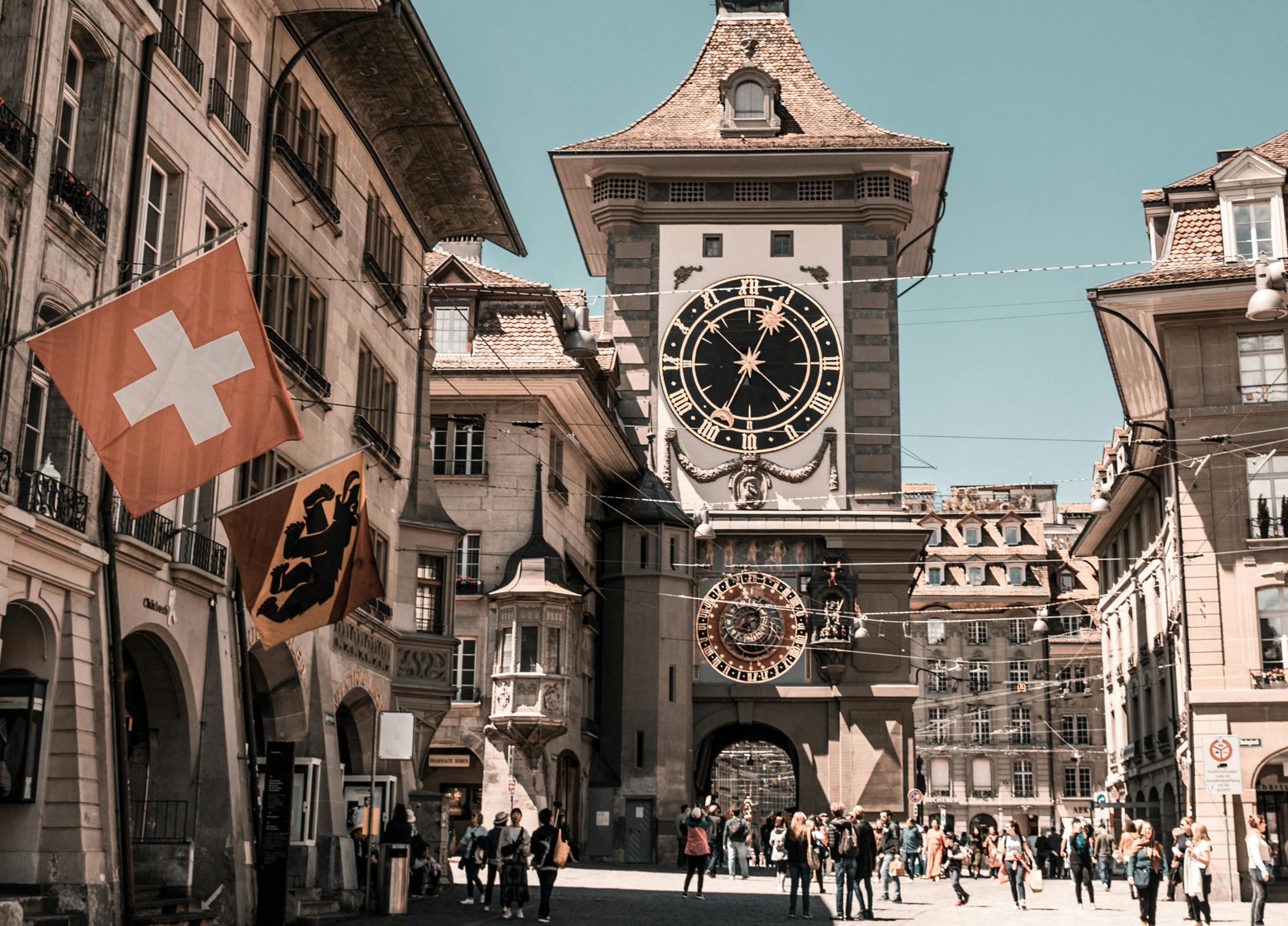 GBP/CHF drifts lower as UK data softens and CHF stays supported